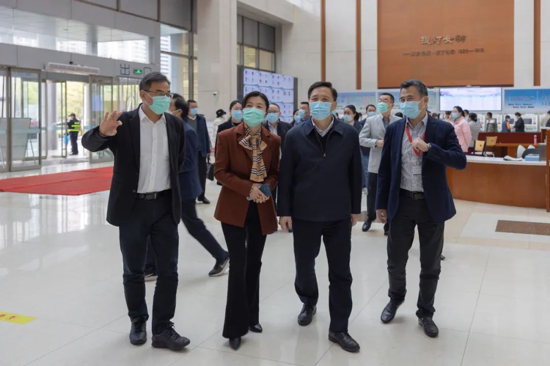 南京医科大学党委书记兰青来附属常州第二人民医院调研指导工作
