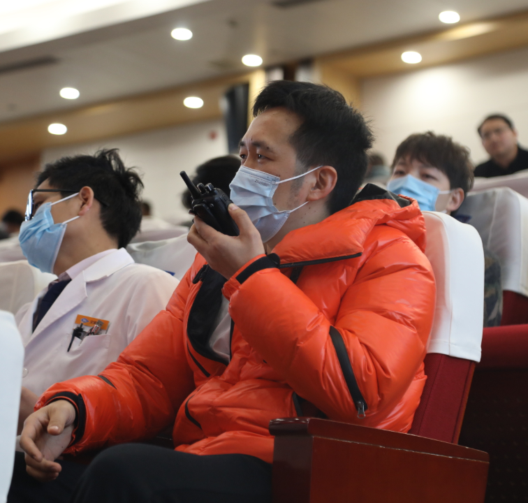 「医」路相伴，全力护航横店马拉松