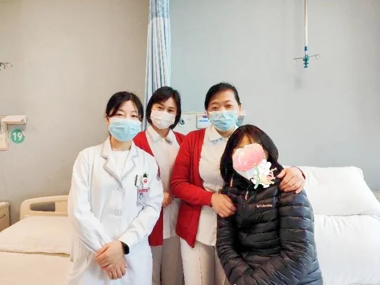 用生命温暖生命，重庆松山公益医务社工 3 月深入开展全人健康服务