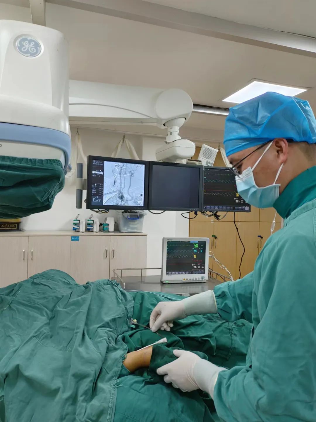 经桡动脉入路全脑血管造影术,让患者术后「不躺平」!