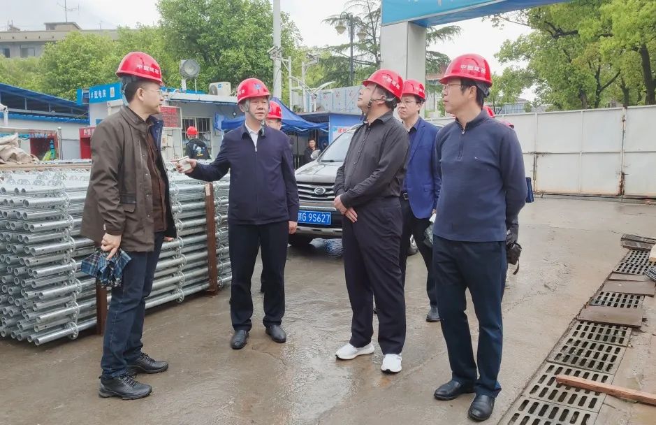 九江市第一人民医院领导实地调研新建门诊大楼工地项目
