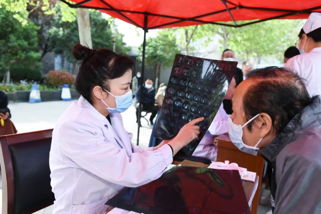 第 29 届全国肿瘤防治宣传周系列活动（河南站）正式启动