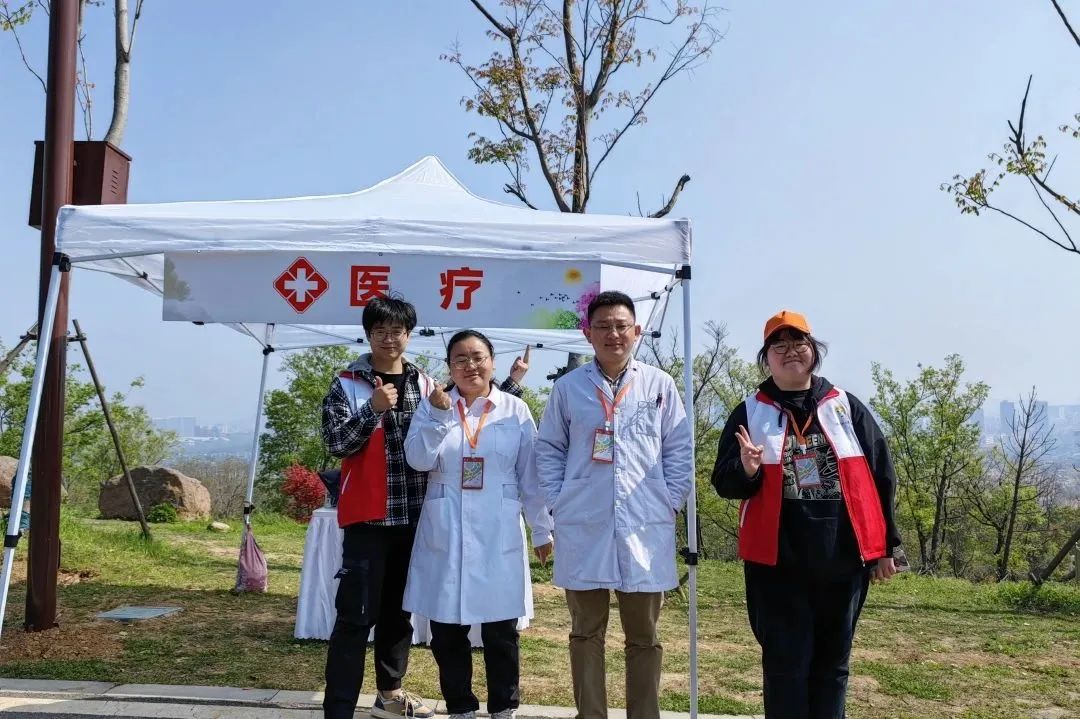 「医」心保障马拉松——南京医科大学附属逸夫医院圆满完成江宁大学城半程马拉松医疗保障工作
