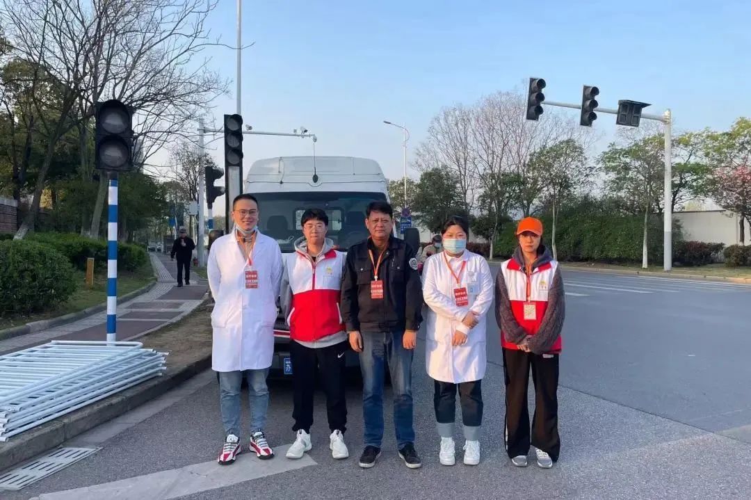 「医」心保障马拉松——南京医科大学附属逸夫医院圆满完成江宁大学城半程马拉松医疗保障工作