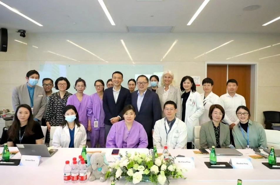 世界家庭医生组织 WONCA 主席一行赴上海嘉会国际医院视察交流