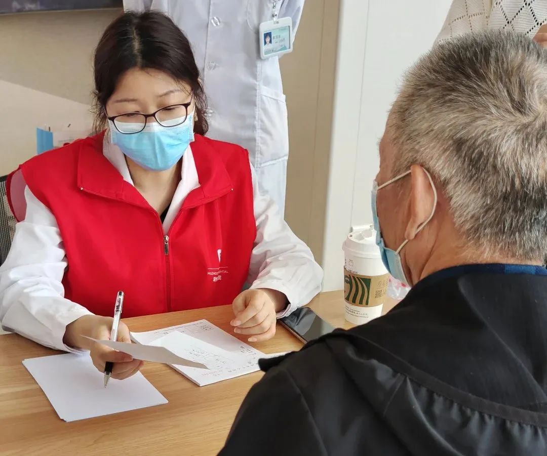 世界帕金森病日丨关注患者心理健康，实现全面全程管理