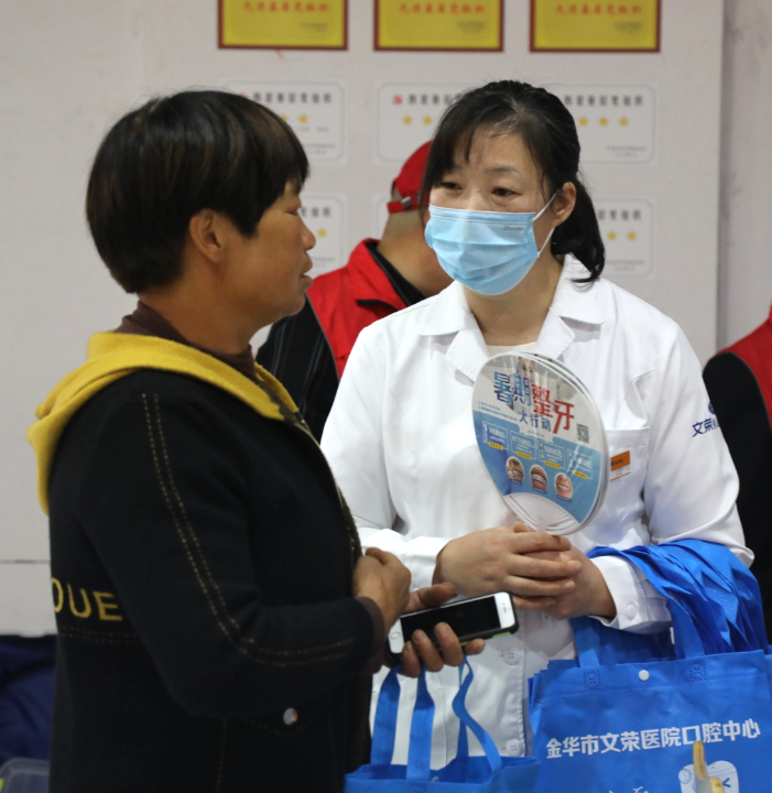 「及时雨」来啦！村子里的这一幕太暖了