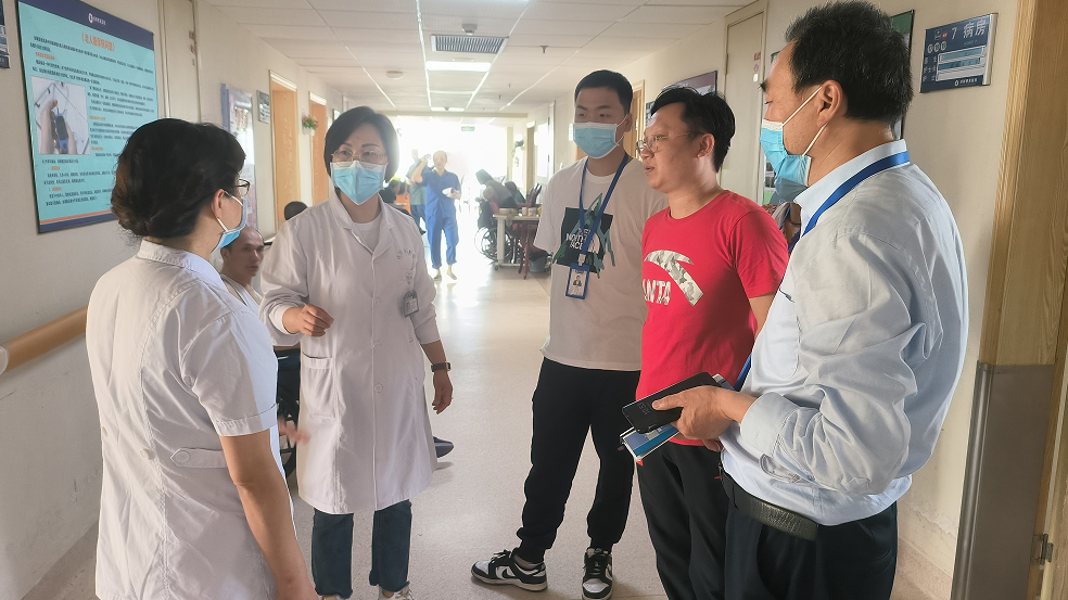 坚决维护人民生命财产安全,成华区二仙桥街道与成都誉美医院联合开展消防隐患专项排查