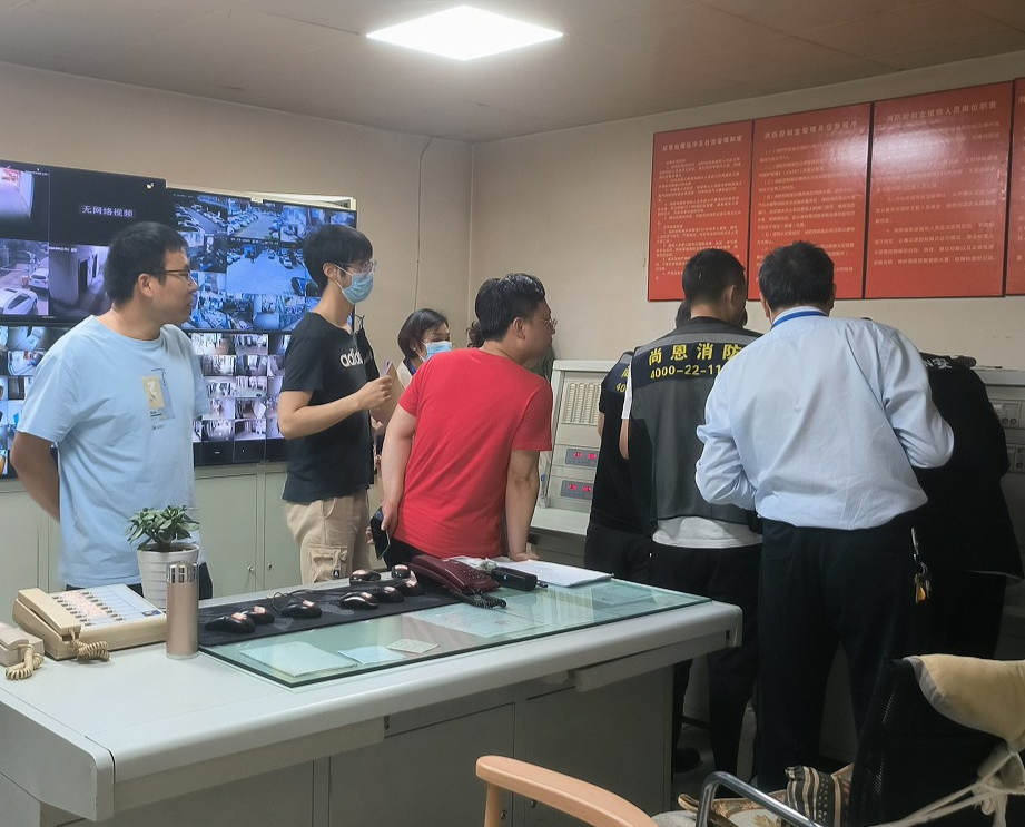 坚决维护人民生命财产安全,成华区二仙桥街道与成都誉美医院联合开展消防隐患专项排查