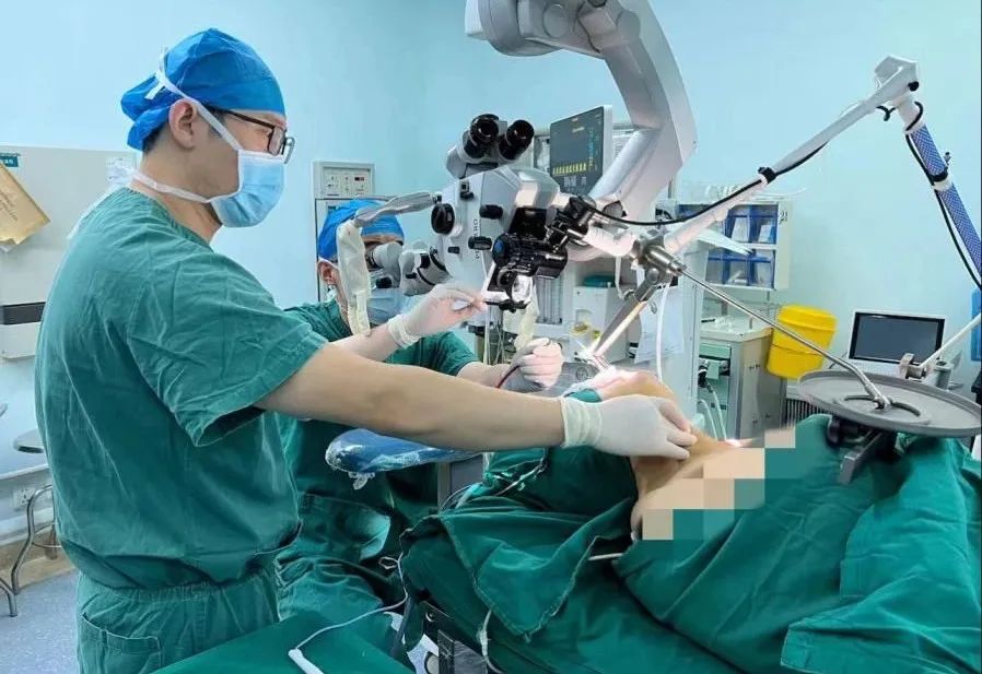 新技术！河南省肿瘤医院顺利完成二氧化碳激光喉癌切除术