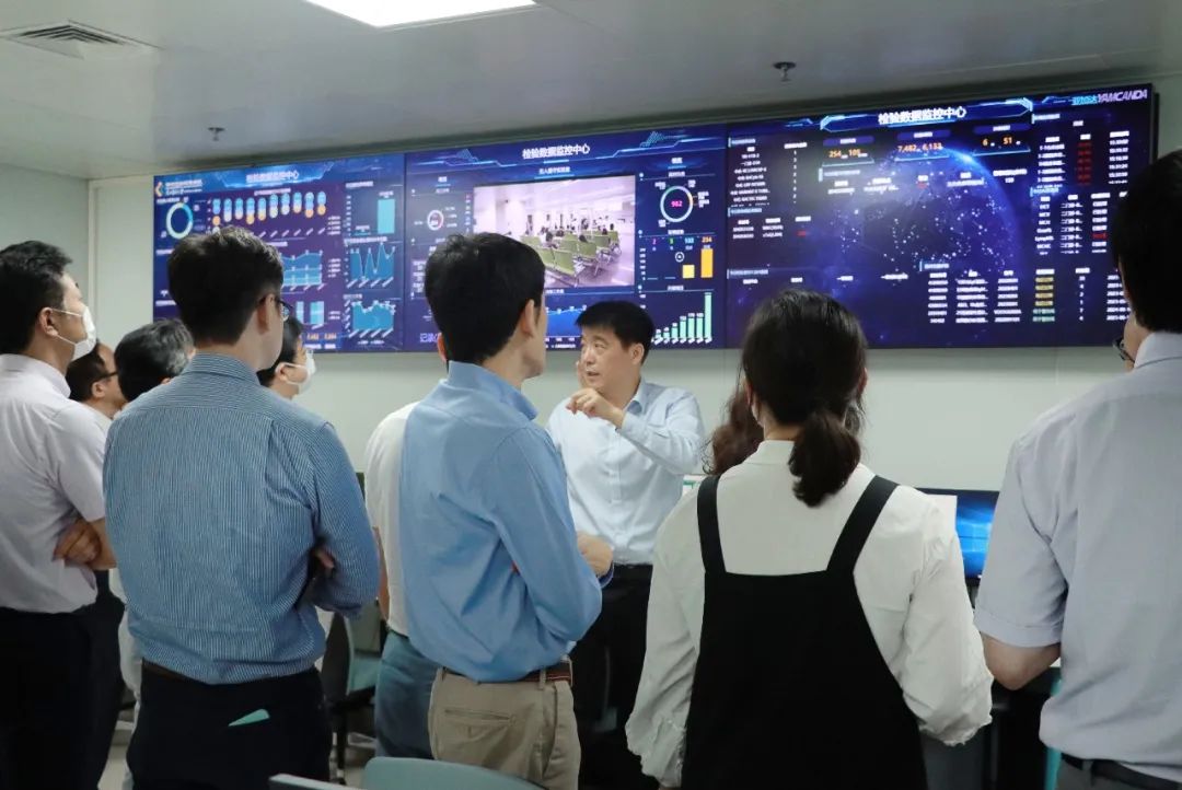 日本株式会社医学生物学研究所到深圳市妇幼保健院检验科参观交流