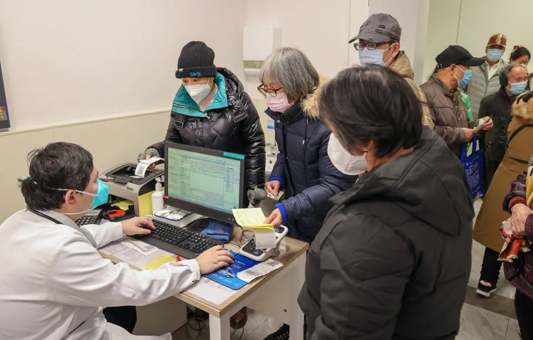 南京江北医院荣获多个集体和个人荣誉称号