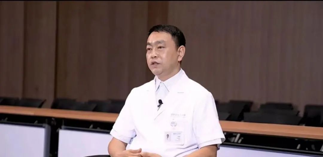 烧伤美容整形外科主任肖斌：塑造美丽 传递幸福