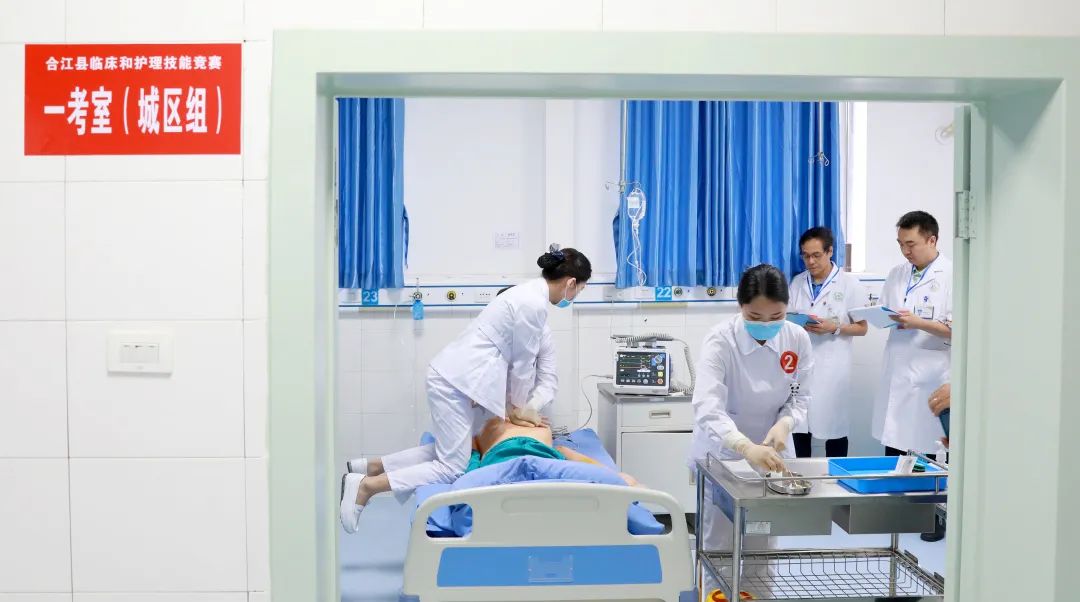 急救技能大比拼，只为守护生命安全 ——我院承办的全县「临床与护理技能竞赛」圆满落幕