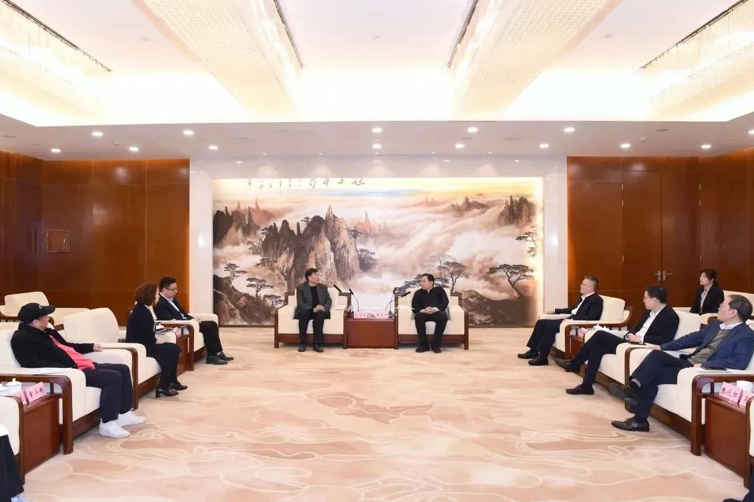 崔荣国会见厦泰生物集团董事长蒋文斌一行