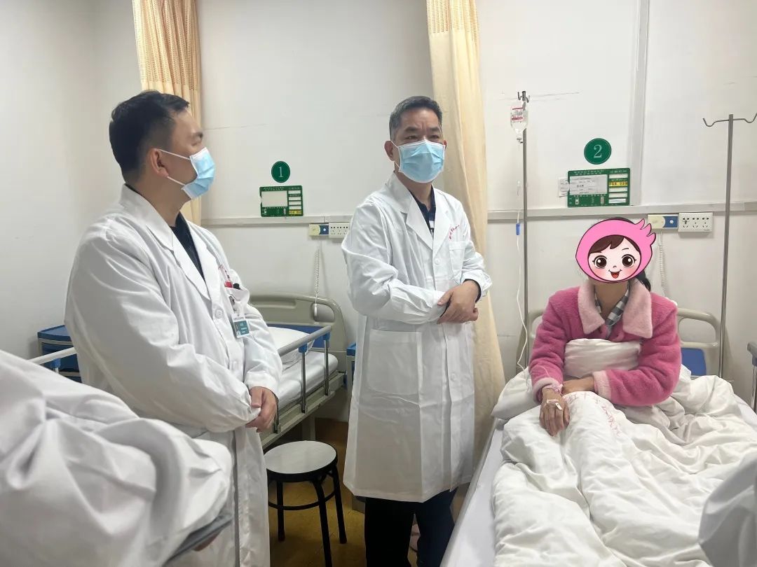 柳州市红十字会医院眼五病区成功开展眼眶球后巨大海绵状血管瘤摘除手术！