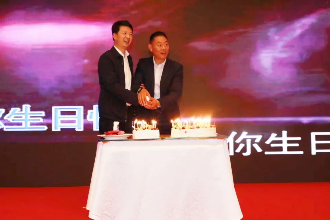 不忘初心、牢记使命、继续奋斗——西藏阜康医院建院 18 周年创业精神研讨会召开
