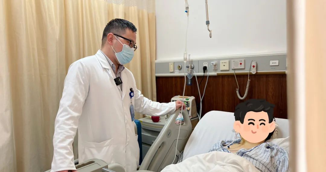 惊心动魄！动脉瘤破裂，医院响起 999，他们一个个化身短跑冠军冲进……