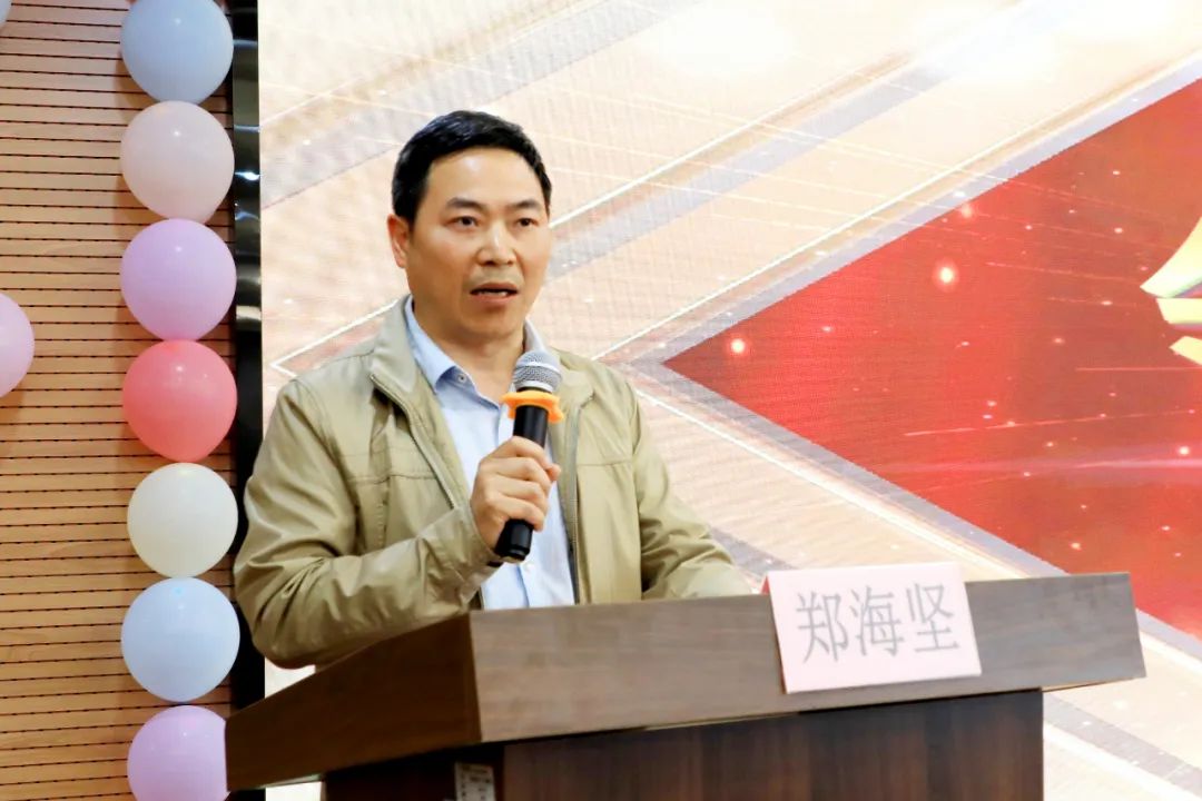 江西省儿童医院庆祝「5.12」国际护士节暨护士表彰大会