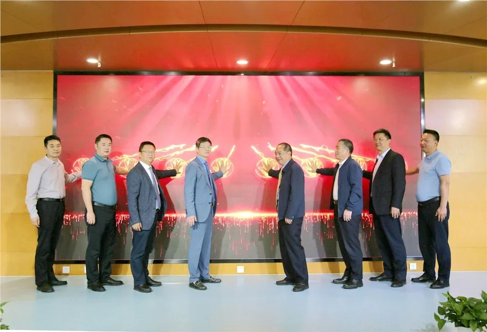 海扶刀®聚焦超声肿瘤治疗系统正式落户三峡大学附属仁和医院