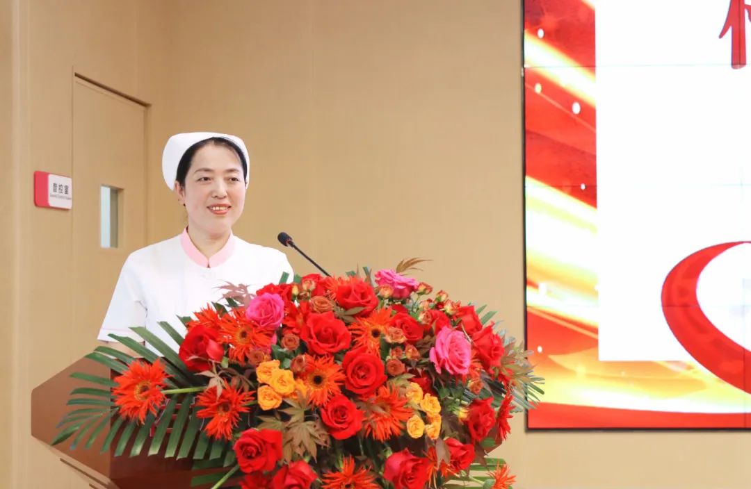 5·12 护士节 | 头条属于最美的你们