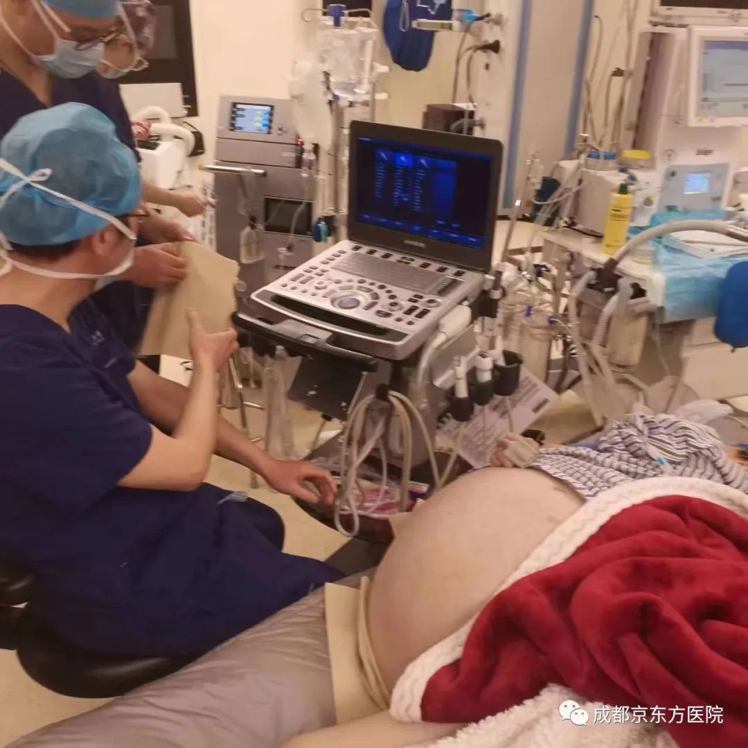 实属罕见！ 96 斤巨大卵巢肿瘤被成功摘除