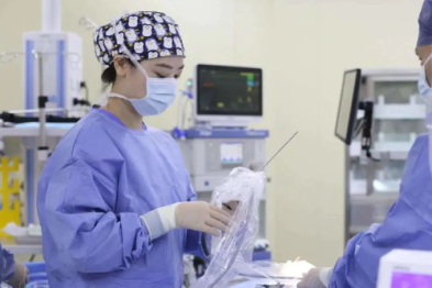 国际护士节｜以天使之姿，降落人间