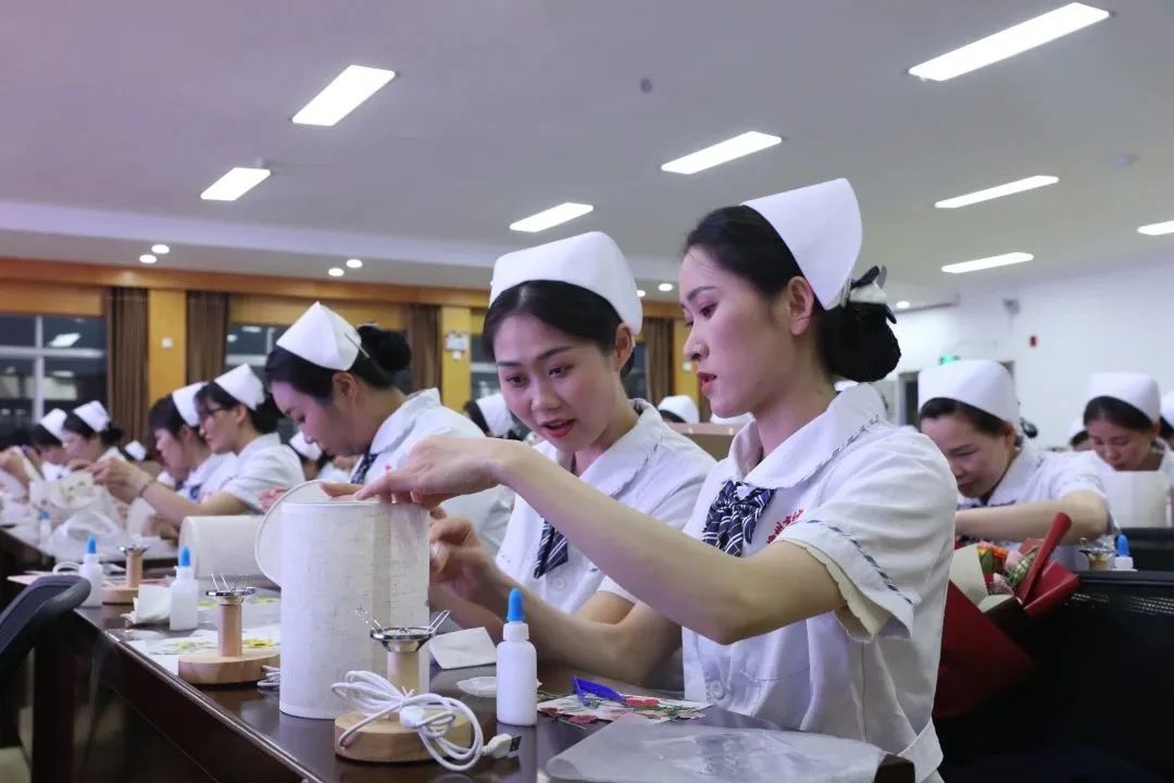 【护士节】致敬最美白衣天使——柳州市红十字会医院举行 2023 年国际护士节系列活动