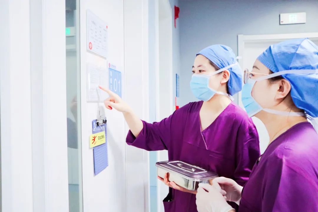 护士节特辑 | 护士风采:愿做照耀种子的一缕晨曦给予患者力量