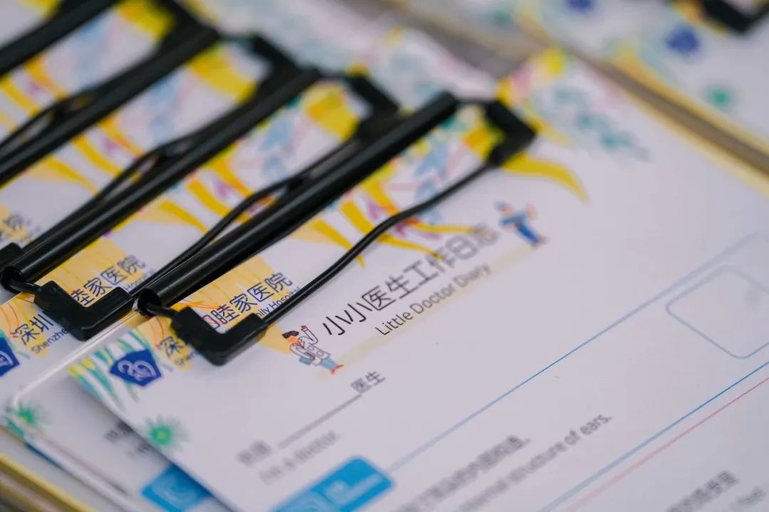 和睦家 x 保时捷 | 「小小医生」职业体验日，母亲节亲子活动完美落幕！