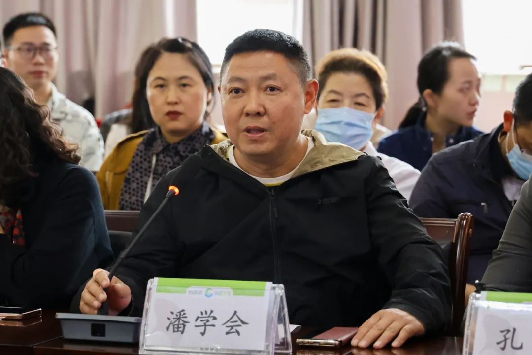 「骄子计划」银海领航卓越奖表彰大会暨近视防治 11 法则成果报告会隆重举行