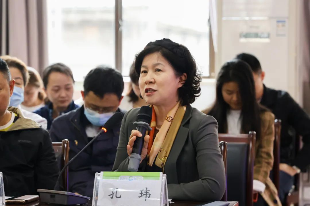 「骄子计划」银海领航卓越奖表彰大会暨近视防治 11 法则成果报告会隆重举行