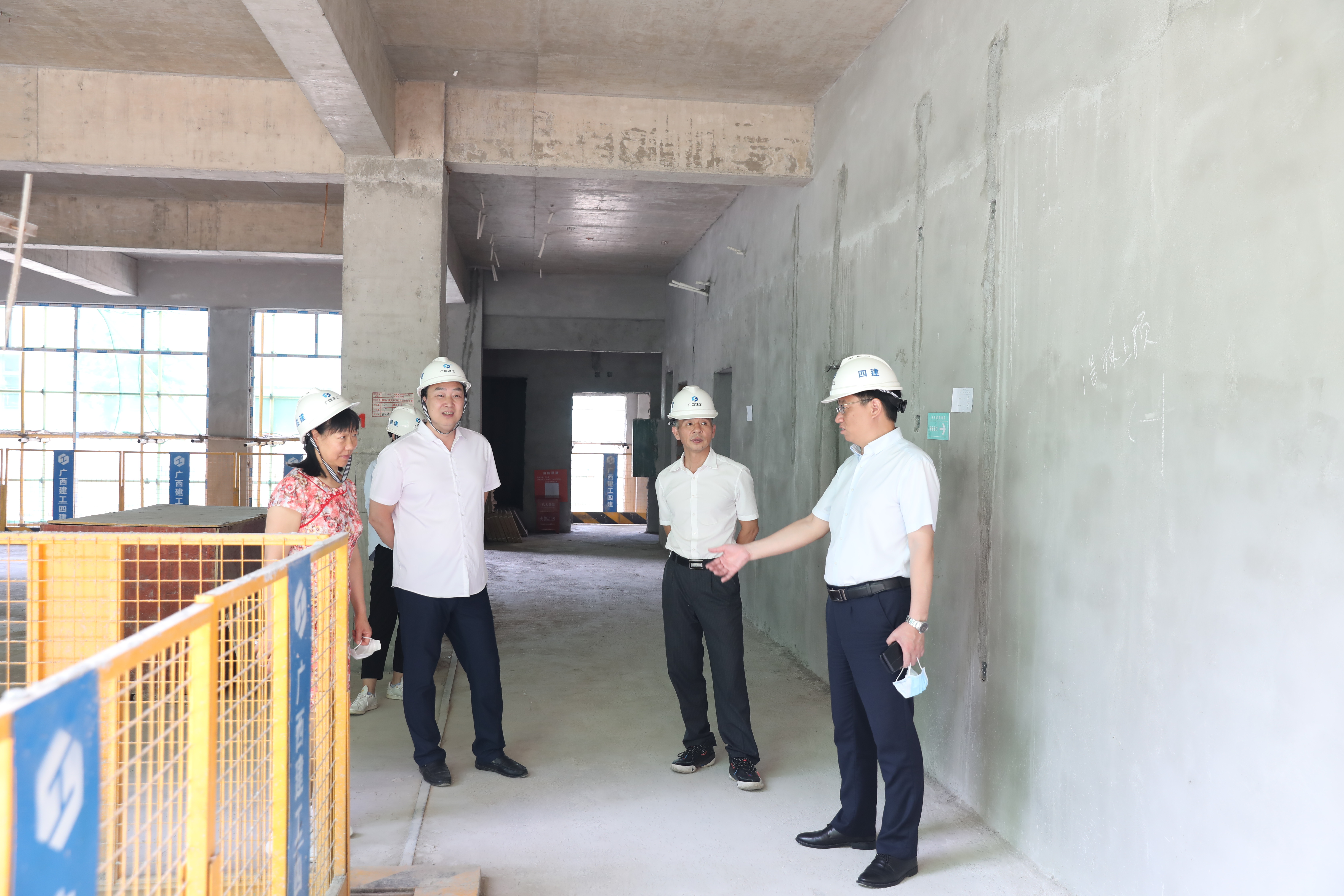 广西壮族自治区卫健委到南溪山医院开展安全生产和消防安全检查