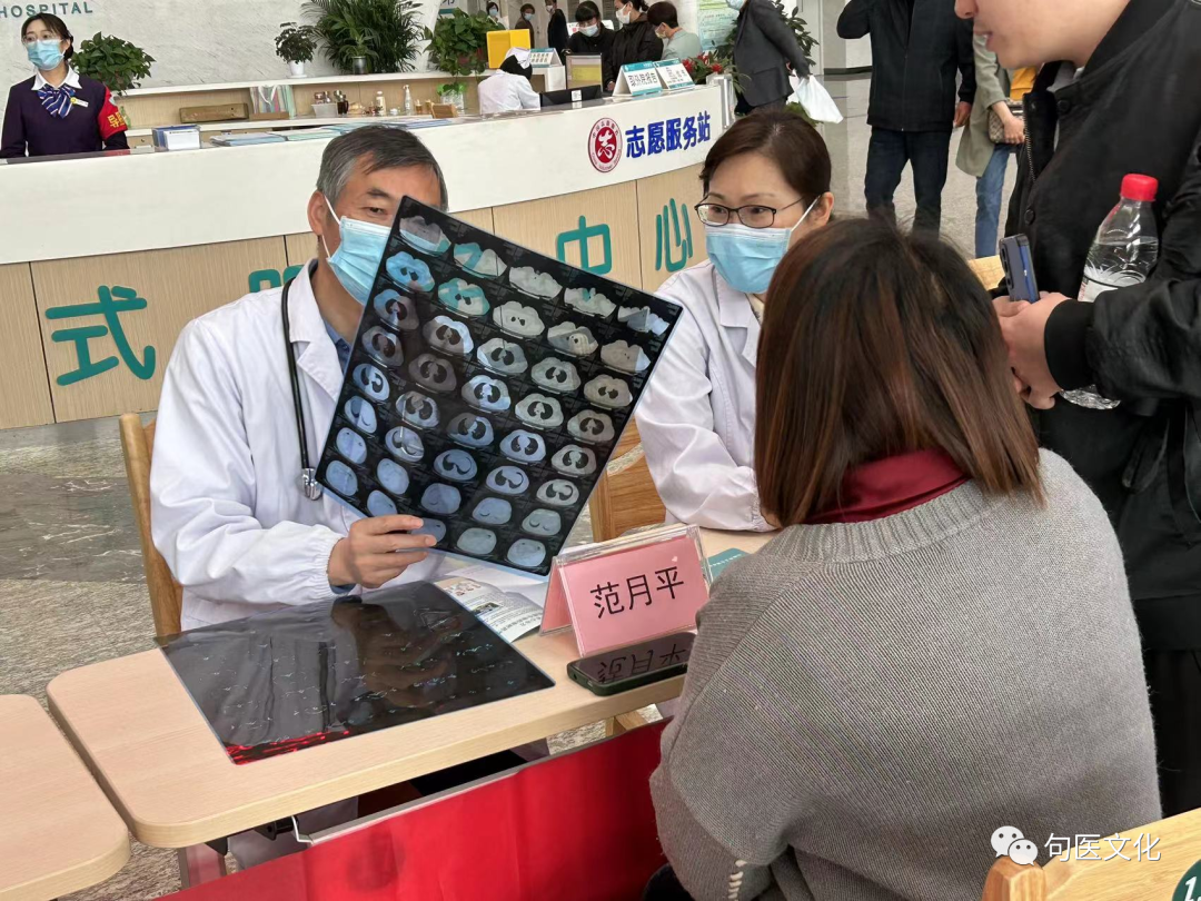 合理使用抗菌药物——句容市人民医院举办 2023 年全国科技活动周暨句容市第 35 届科普宣传周活动