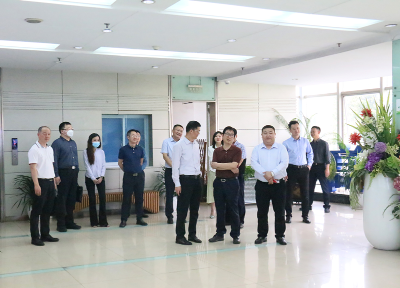 热烈欢迎重庆市科技局、九龙坡区委常委、区科技局领导一行莅临我司交流访问！