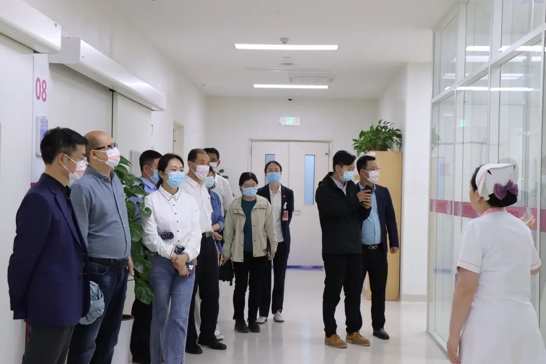 西安高新医院召开 2023 年行风建设座谈会