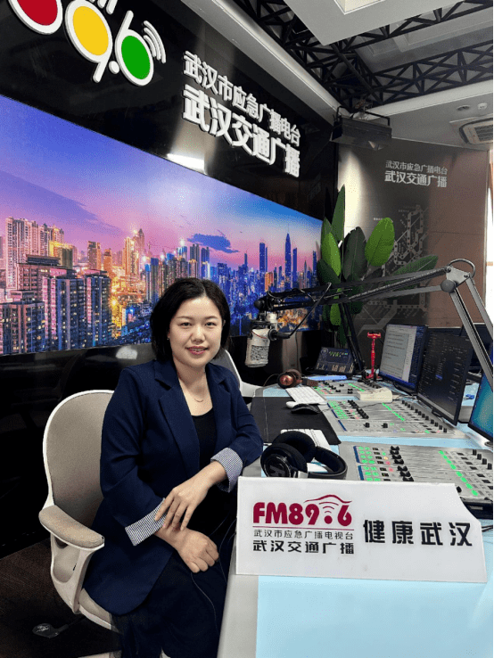 ICL 术后近视会复发吗？术后多久可以正常生活？武汉普瑞眼科关念主任为您科普