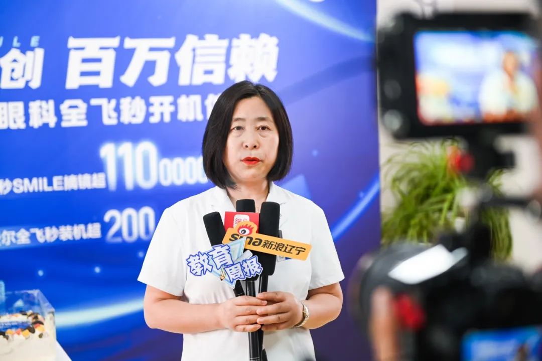 高考爱心车队整装待发，为考生提供高考期间的公益送考服务