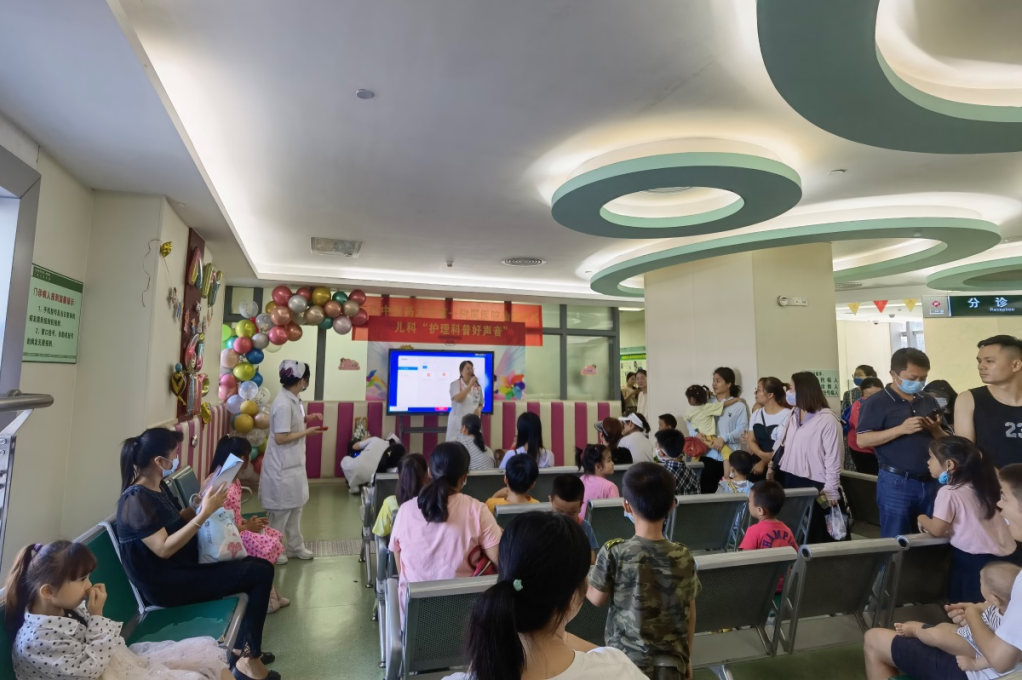 广西中医药大学第一附属医院儿科举办「儿童健康调养防慢病」儿童节义诊活动