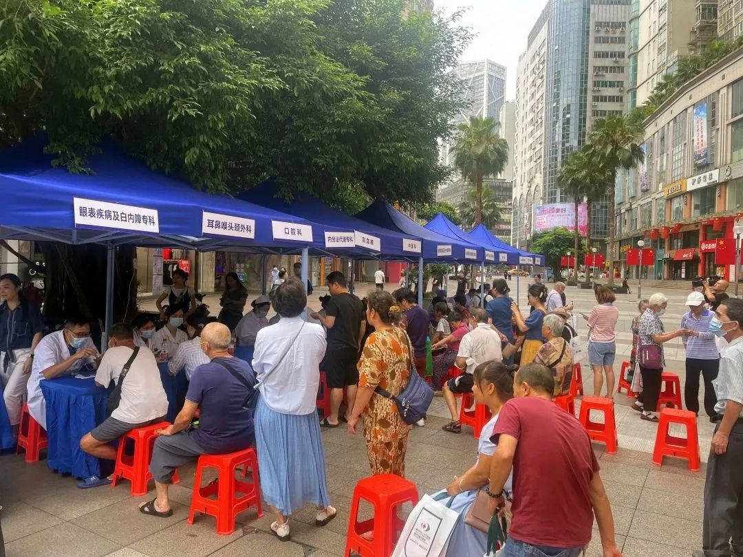 守护您的「睛」彩世界——柳州市红十字会医院举办爱眼日系列活动