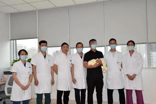 一新冠孕妇生下危重宝宝成都京东方医院成功救治