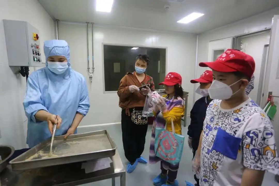 小小中医体验官——荆门晚报小记者走进荆门市中医医院学习中医药文化