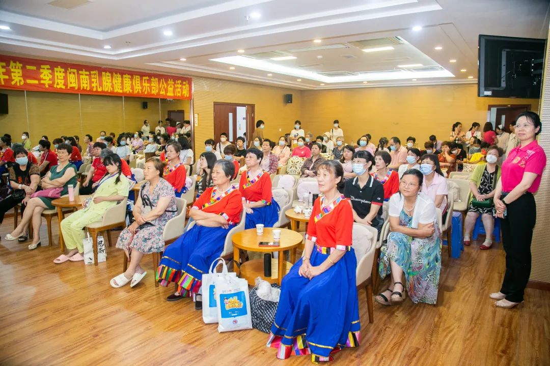 不负时光之约丨今日，吴秀萍与姐妹们共享夏日美好！