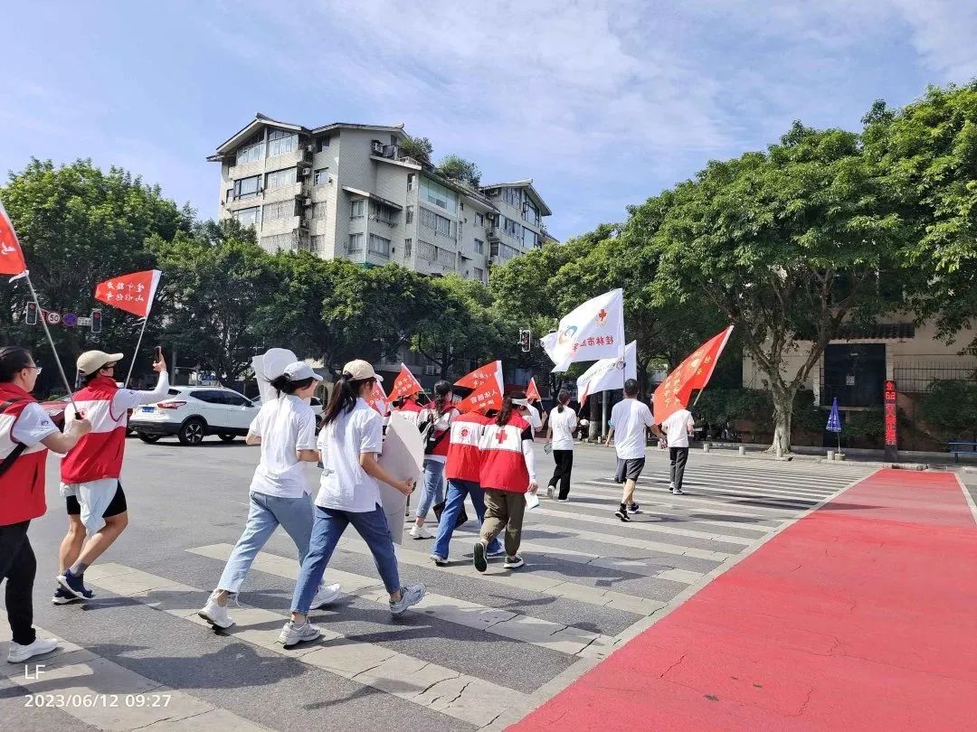 桂林医学院附属医院开展第七个中国器官捐献日主题宣传活动