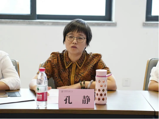 成都中医药大学与顾连医疗探讨校企合作，共谋发展