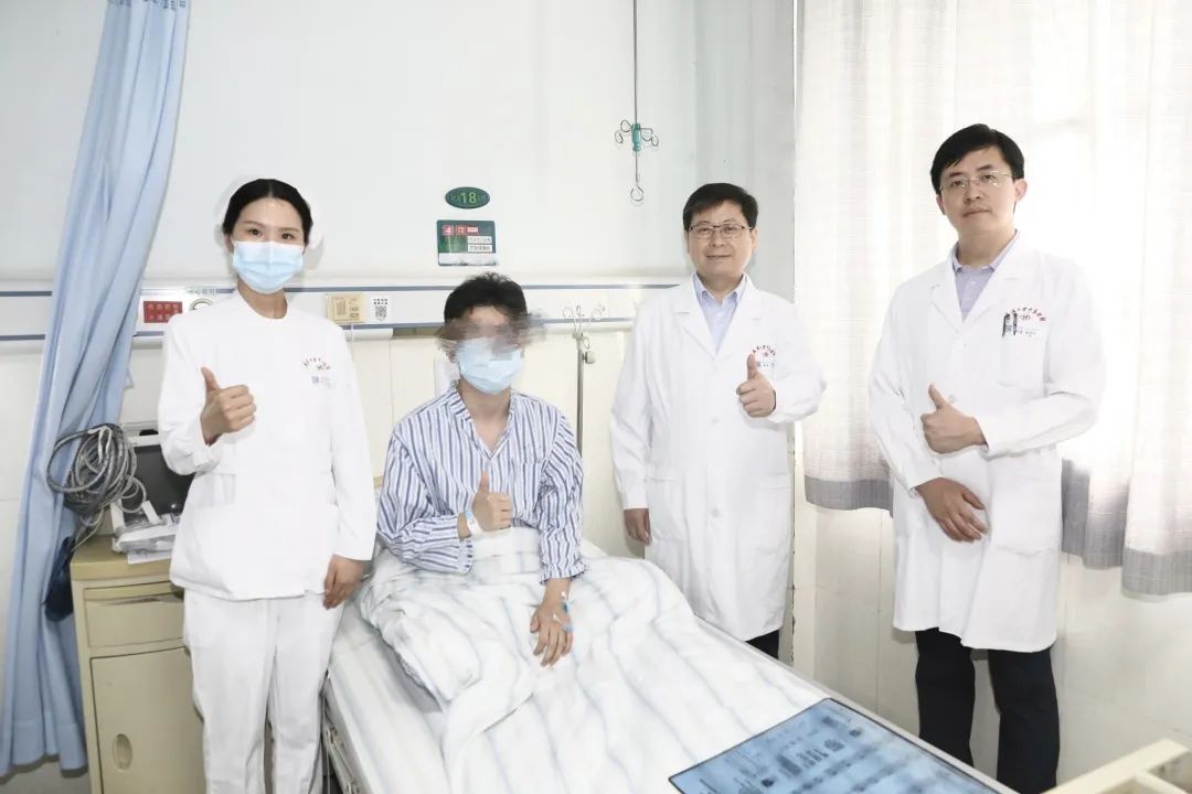 男子输尿管几近「堵死」 ,武大中南医院以「舌黏膜」重建输尿管