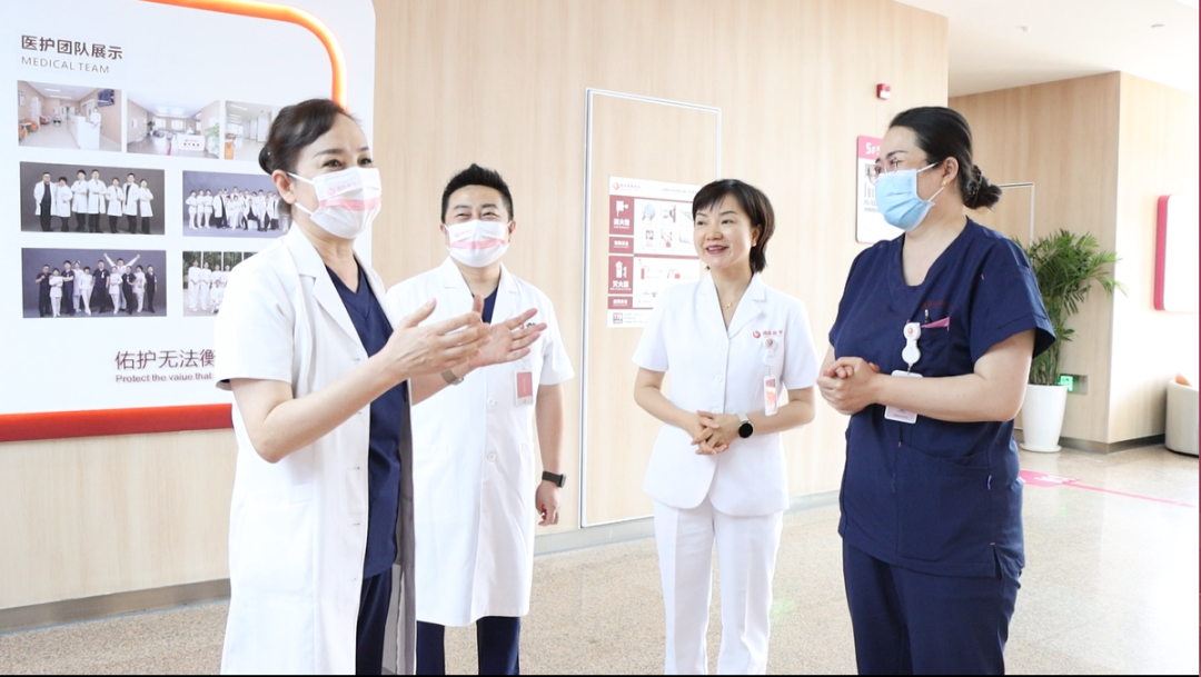 浓浓端午情 慰问暖人心:西安高新医院院领导节前走访慰问一线职工