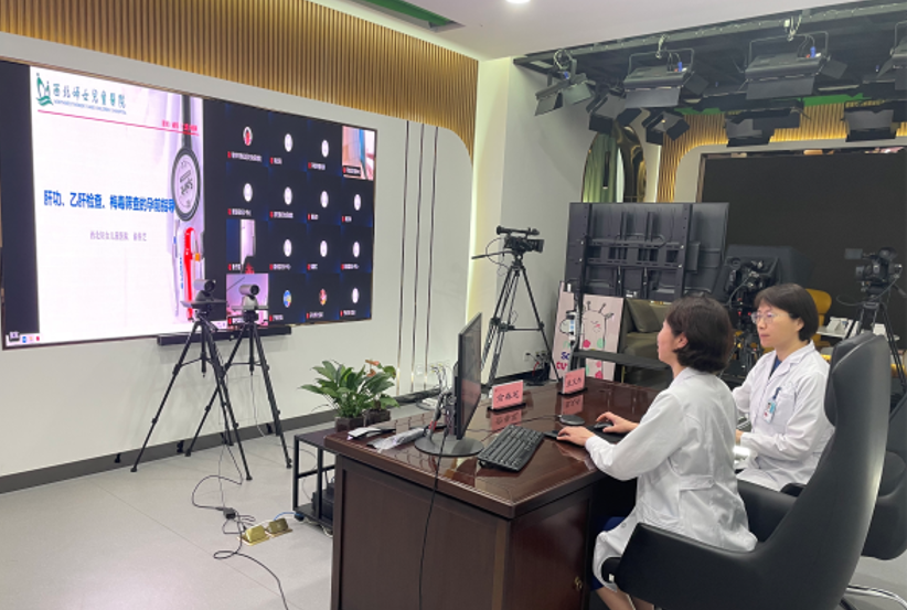 西北妇女儿童医院荣获首批国家孕前保健特色专科建设单位