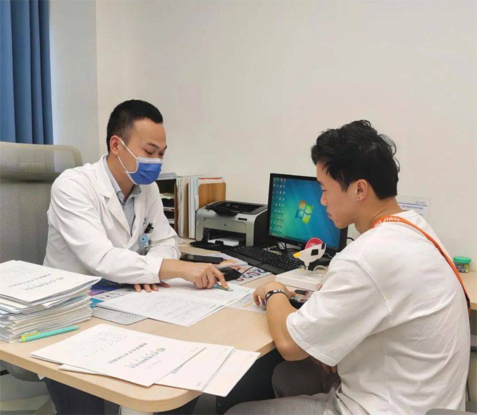 高考结束后想做近视手术需要注意什么？武汉普瑞眼科医生在线科普