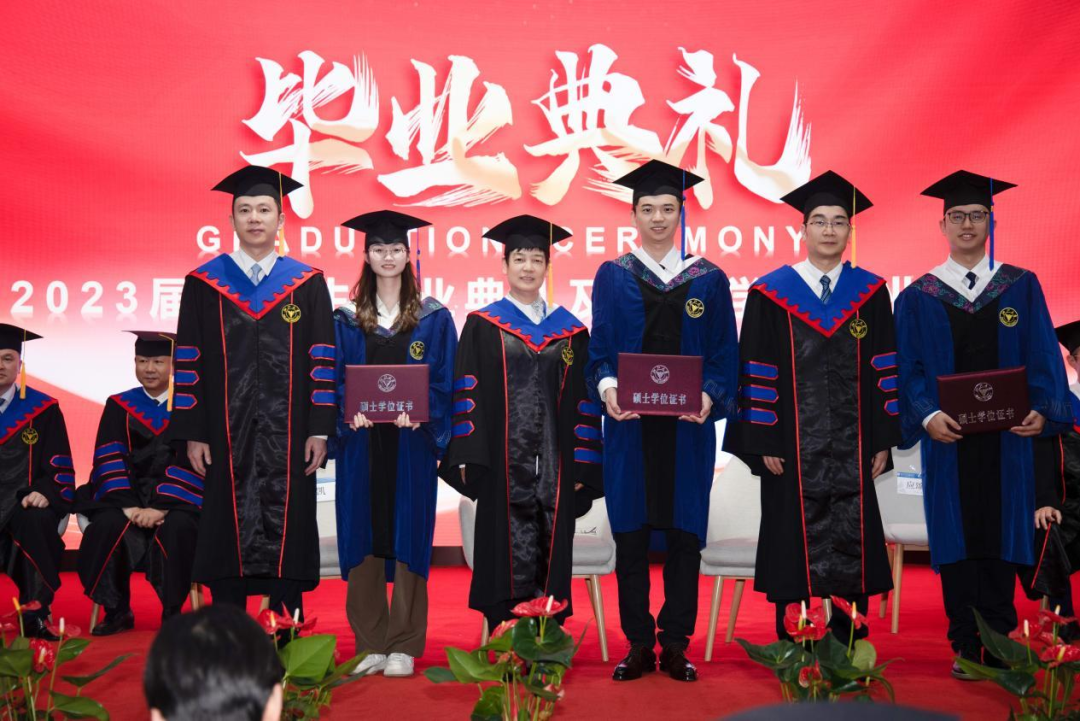 浙江大学「一带一路」国际医学院首届研究生毕业典礼隆重举行